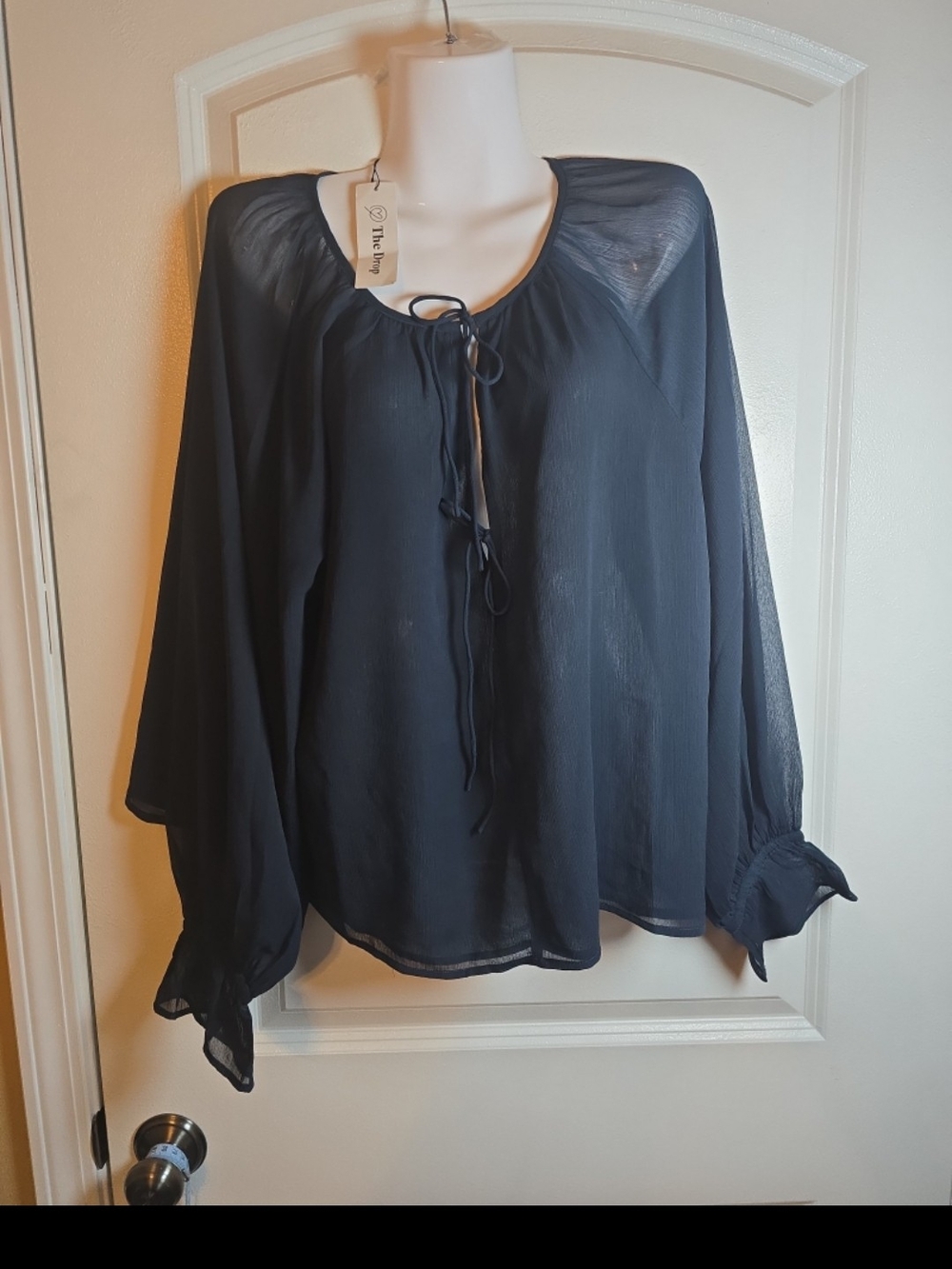 The Drop by Amazon blue flowy top medium oversized